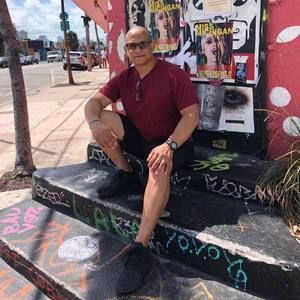 Meet your Posher, Alain